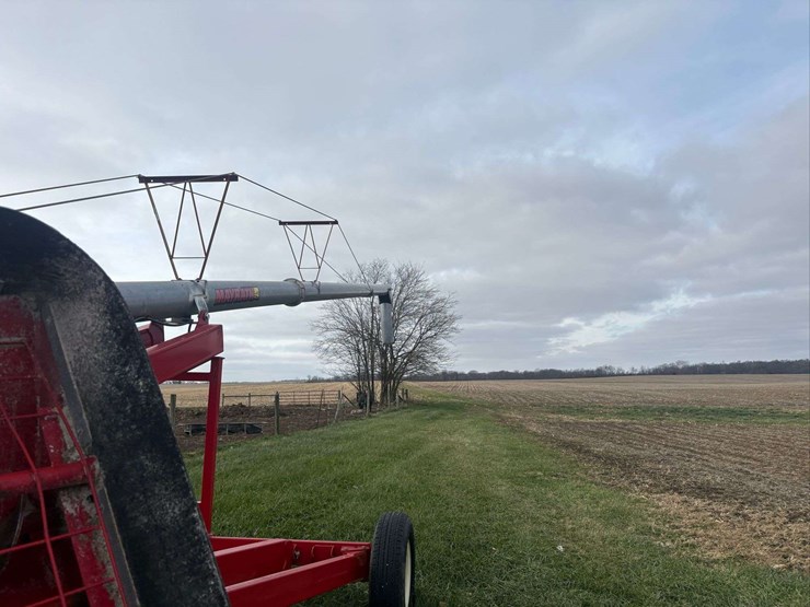 mayrath-10"x63'-swing-away-auger-image-5