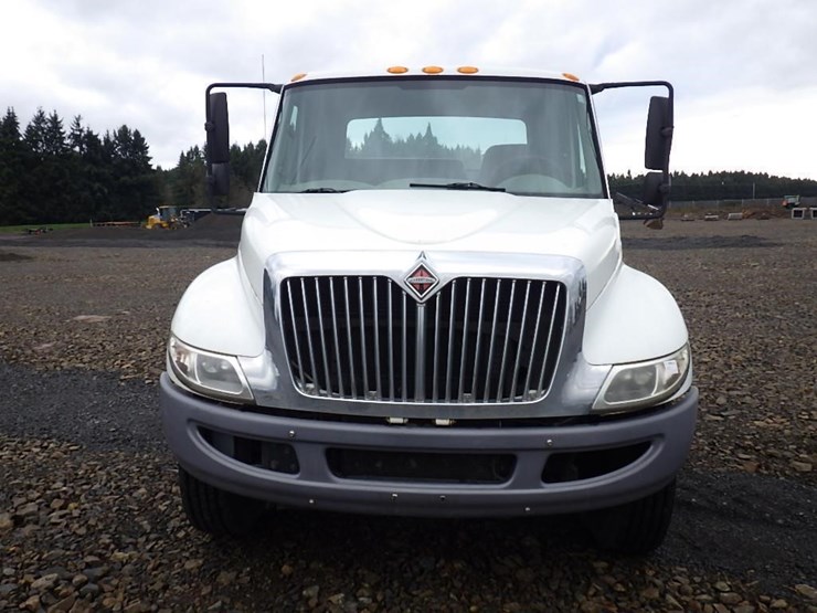 international-4300-sba-image-2