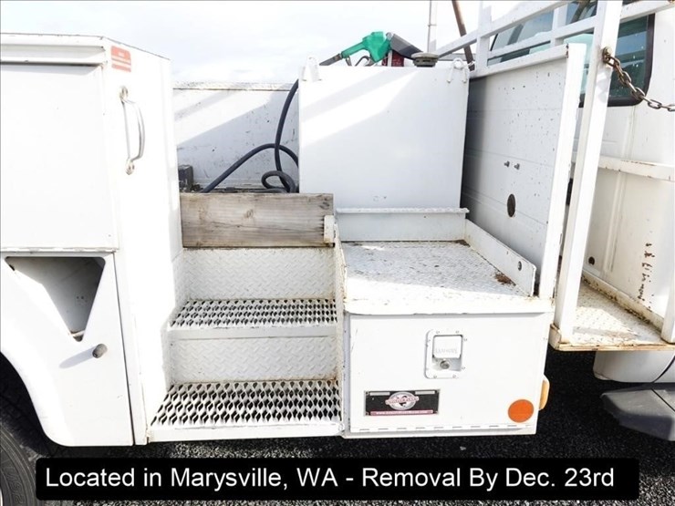 2007-ford-f550-image-27