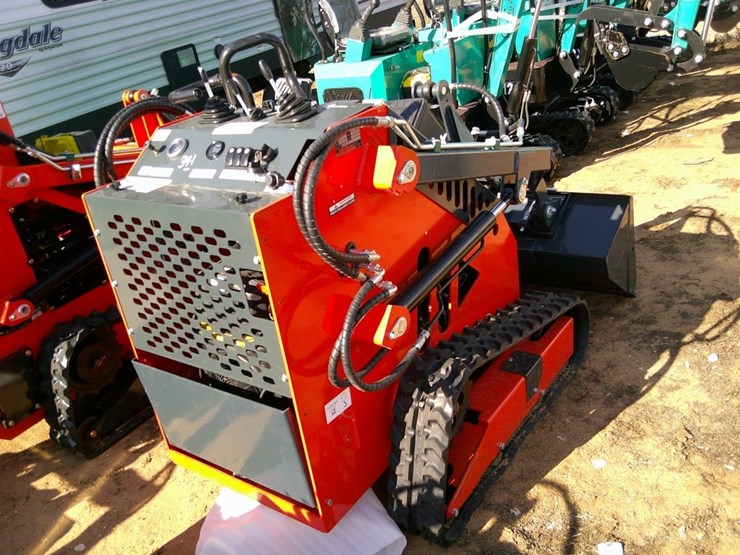 landhero-ldht460-mini-skid-steer--some-damage-image-3