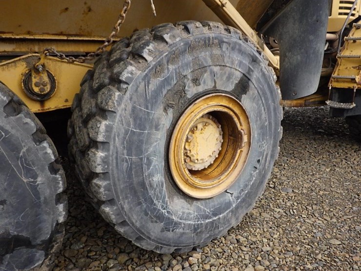 caterpillar-740-image-44