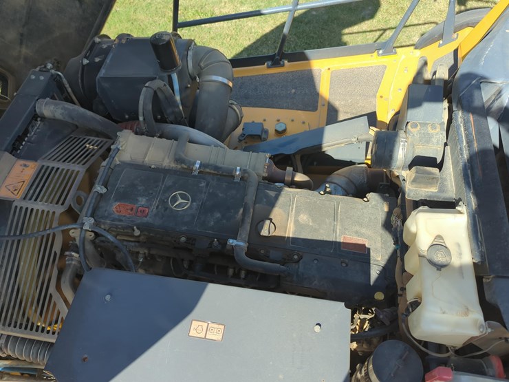 2022-bell-b45e-image-12