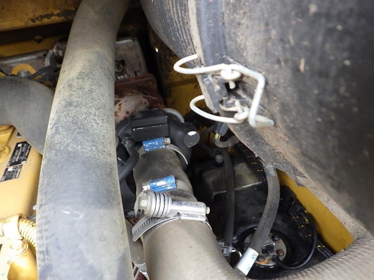 caterpillar-262d3-image-17