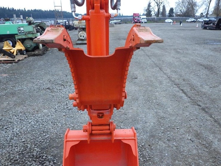 2024-doosan-dx60-9c-hydraulic-excavator-image-11