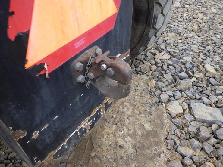 2012-jlg-g10-55a-image-19