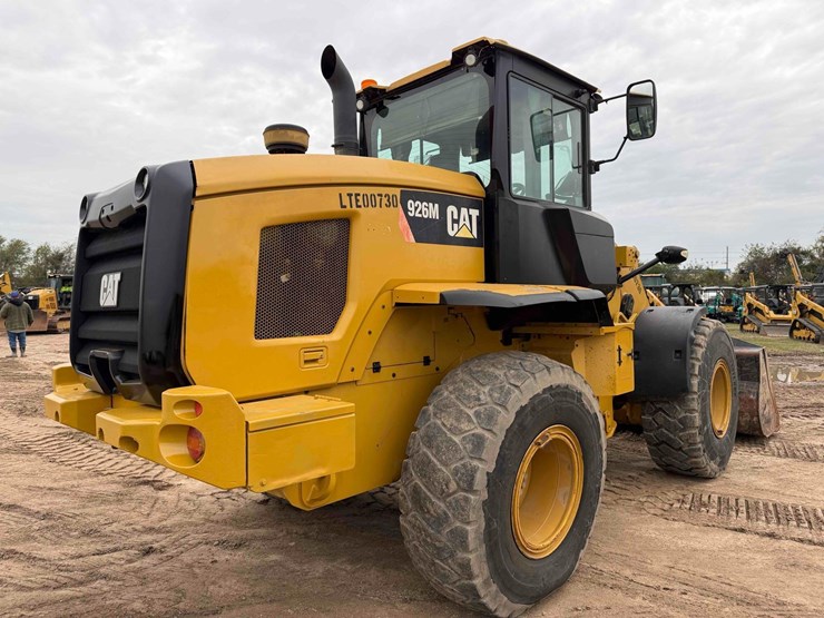 caterpillar-926-image-5