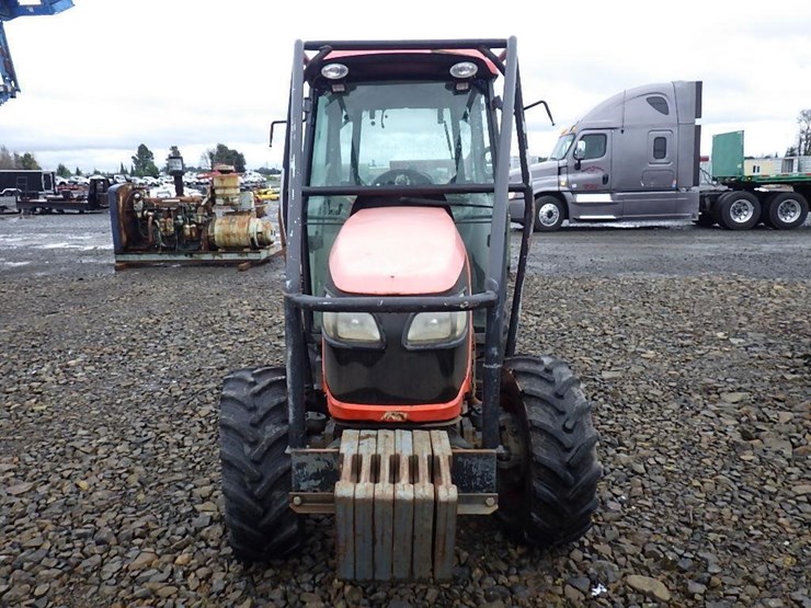 kubota-m8540-image-2