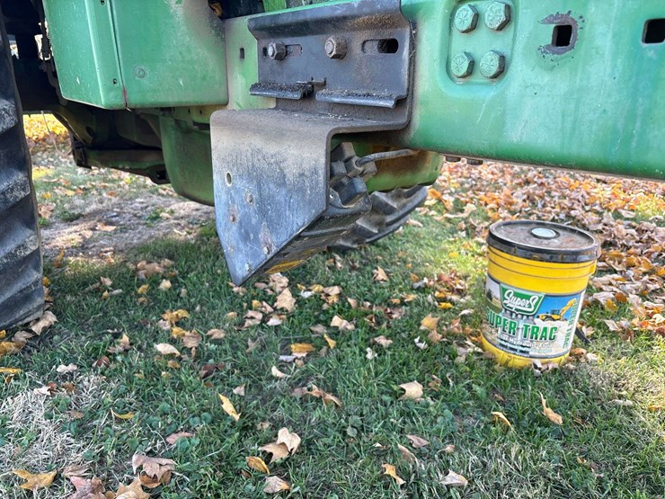 john-deere-7240-image-10