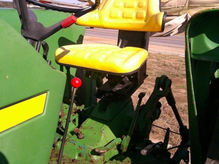 john-deere-2950-image-2