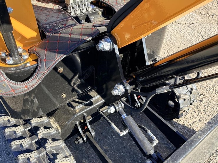 2025-vicsec-vc15-excavator-image-6