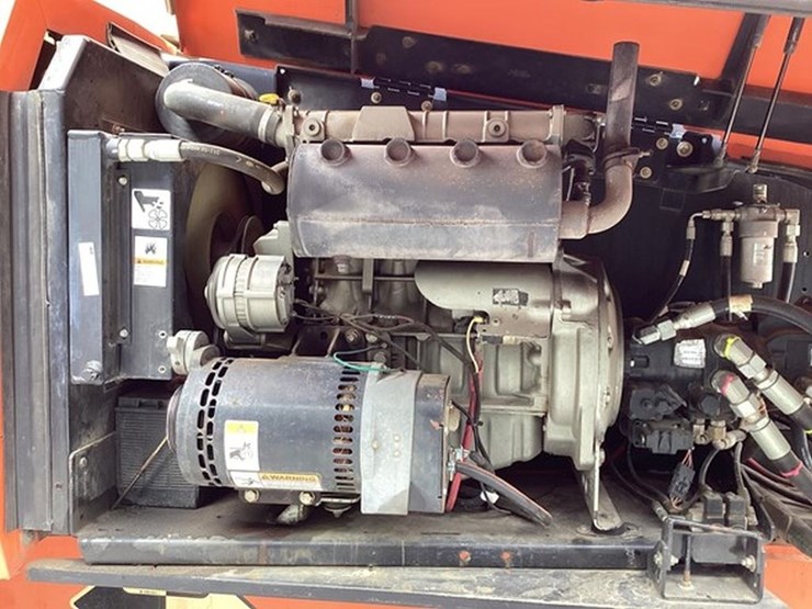 2008-jlg-800s-image-11