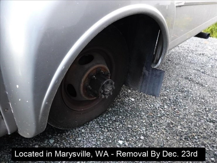 2010-ford-e350-image-13