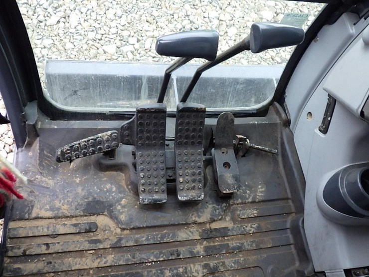 hitachi-zx75ur-image-31