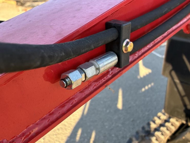 2025-miva-vc13c-excavator-image-12