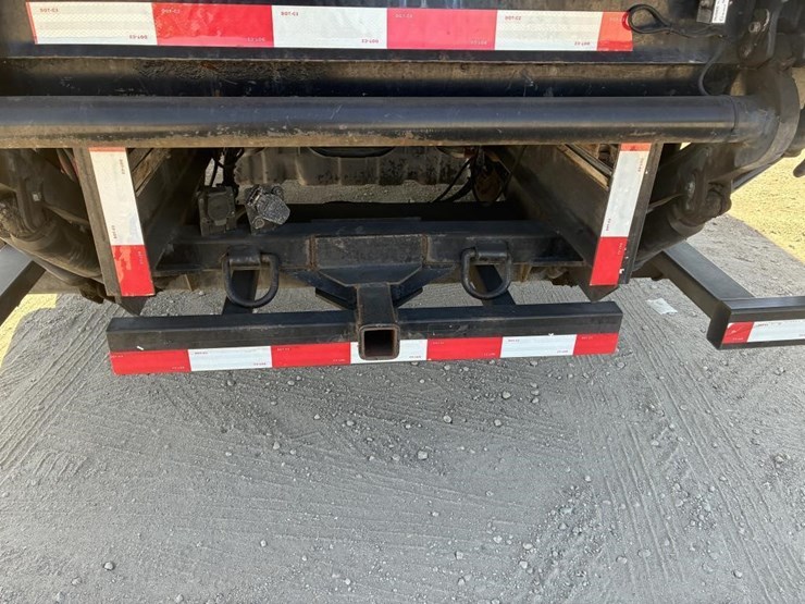 2015-ford-f550-xlt-image-6