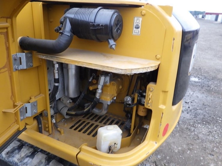 caterpillar-305.5e2-image-19