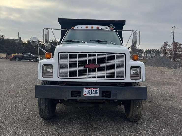 1995-gmc-kodiak-dump-truck-image-3