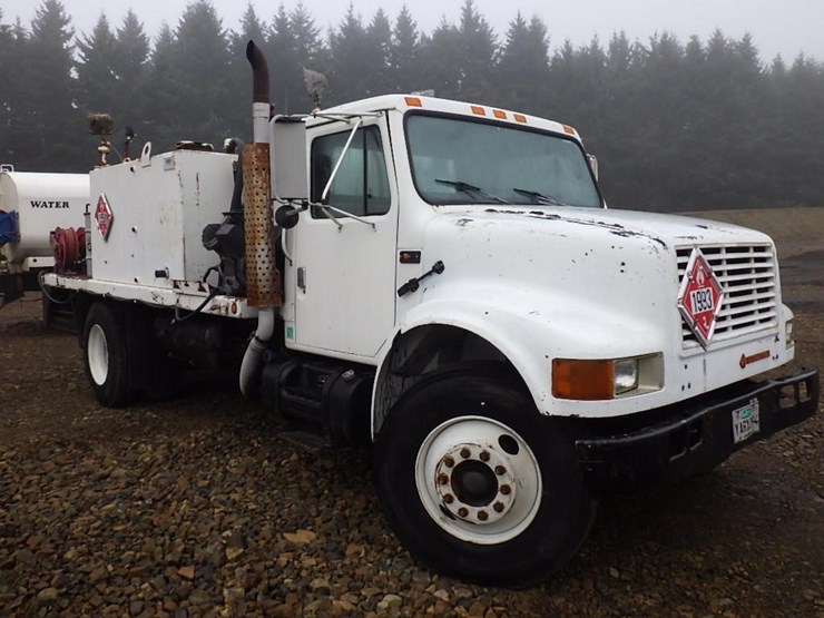 international-4900-image-3