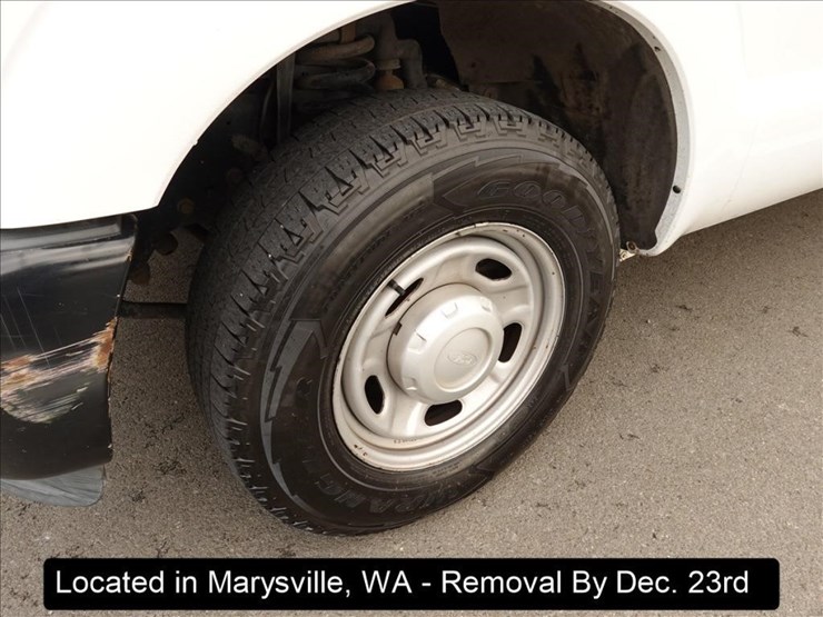 2011-ford-f250-xl-image-15