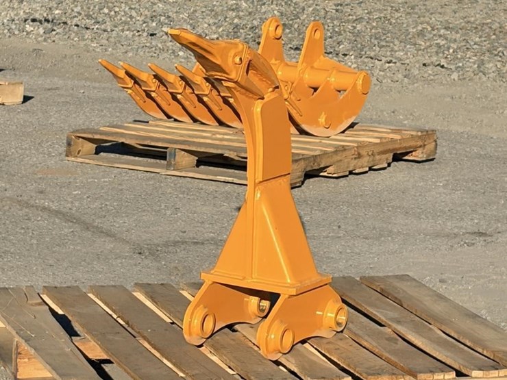 caterpillar-305-image-1