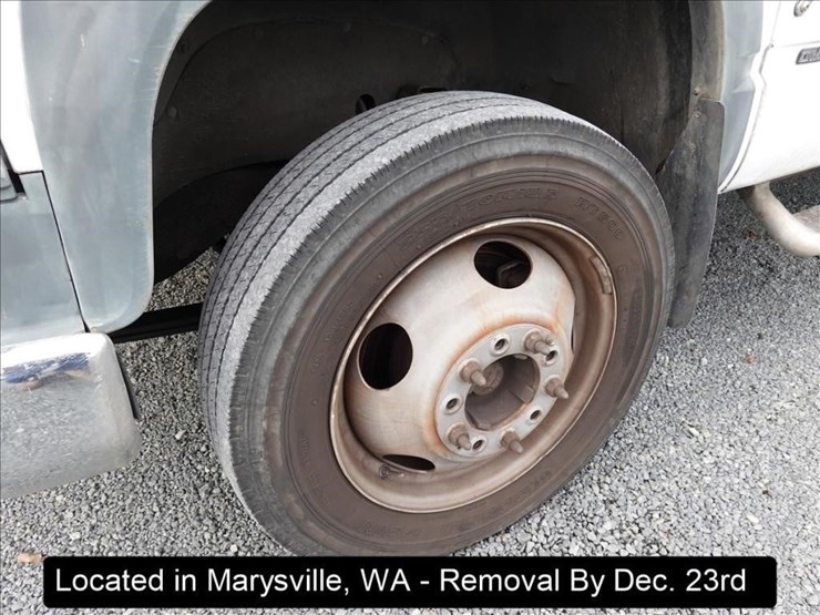 1999-gmc-3500-image-19