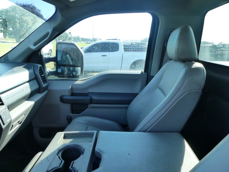 2019-ford-f250-xl-image-9