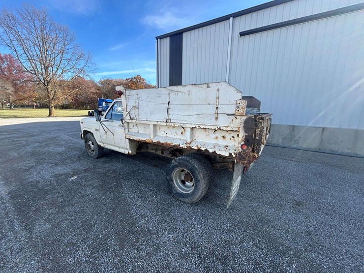 1986-ford-f350-image-2