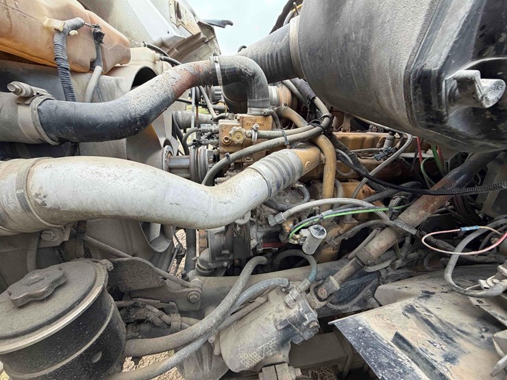 1997-ford-f800-image-18