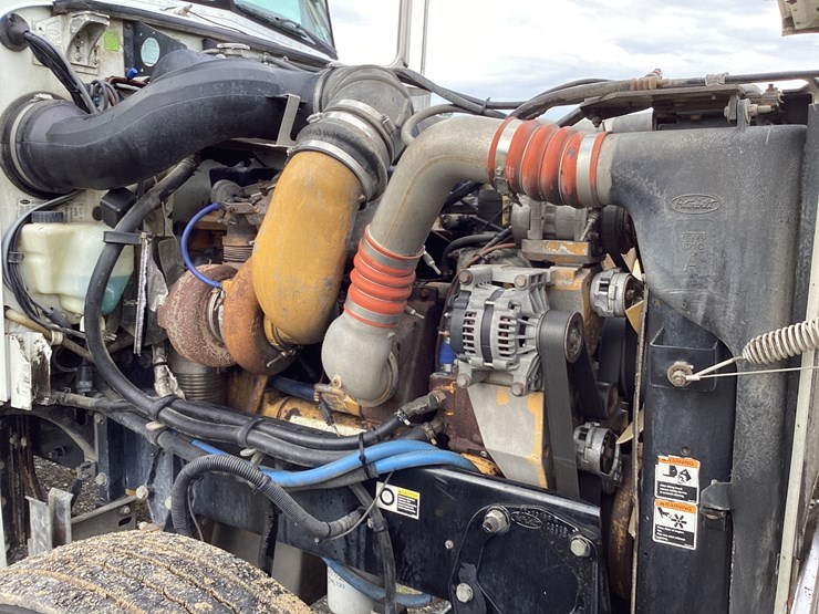 peterbilt-379-image-13