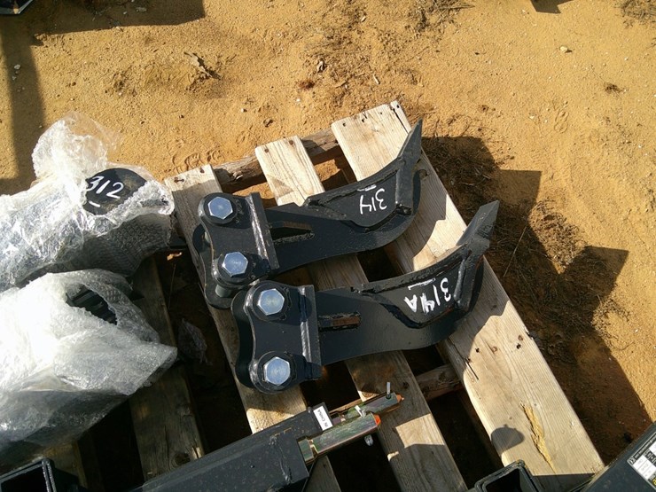 mini-ripper-f/-mini-excavator-image-1