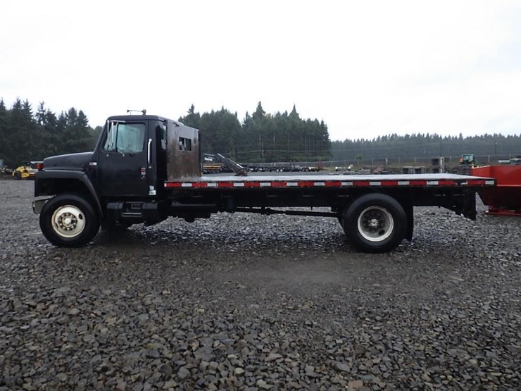 1987-international-1954-17'-s/a-flatbed-truck-image-8