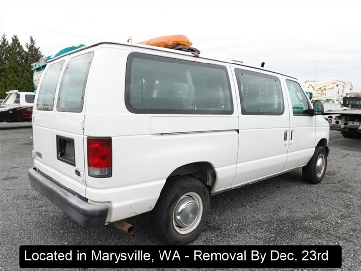 2006-ford-e350-image-9