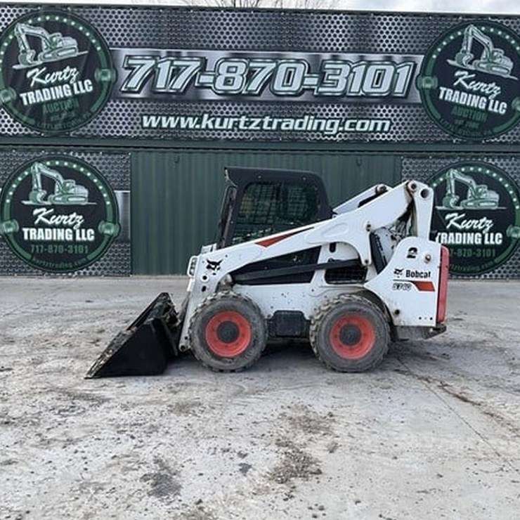 BOBCAT S740