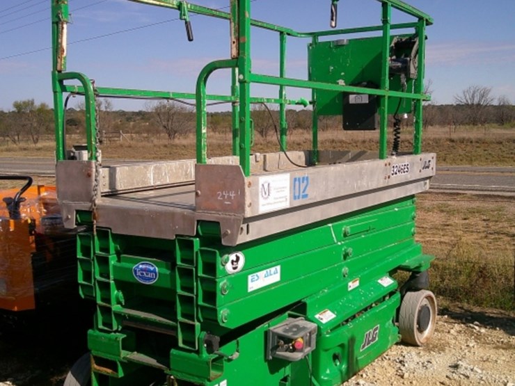jlg-3246es-image-1