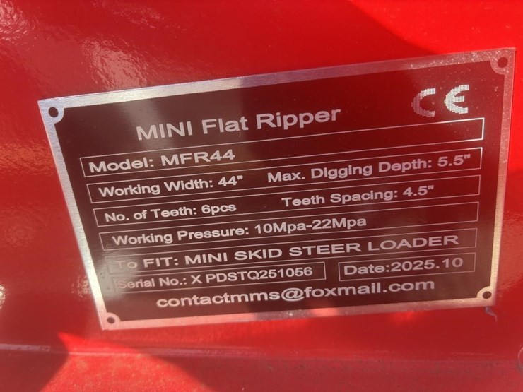 giyi-skid-steer-flat-ripper-image-3