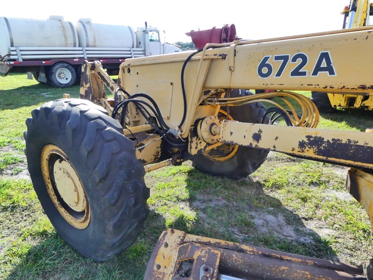 deere-672a-image-10
