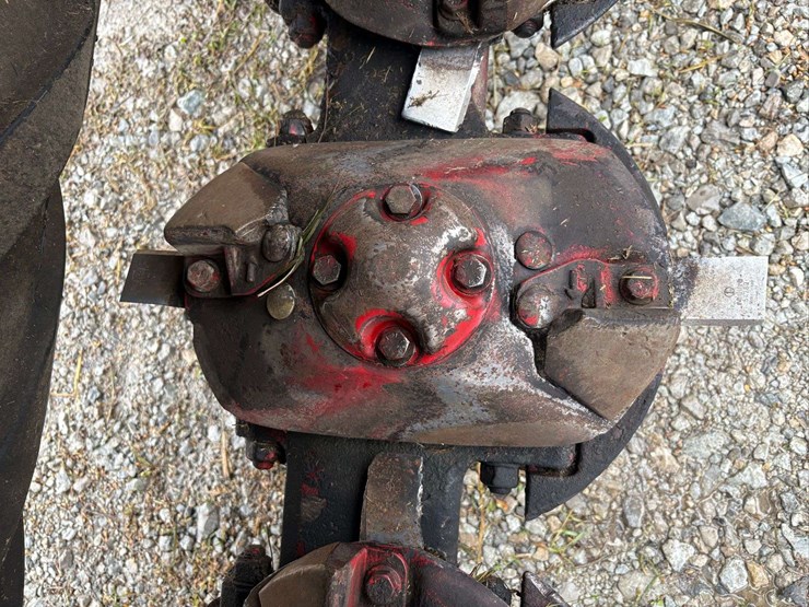 new-holland-discbine-210-image-11