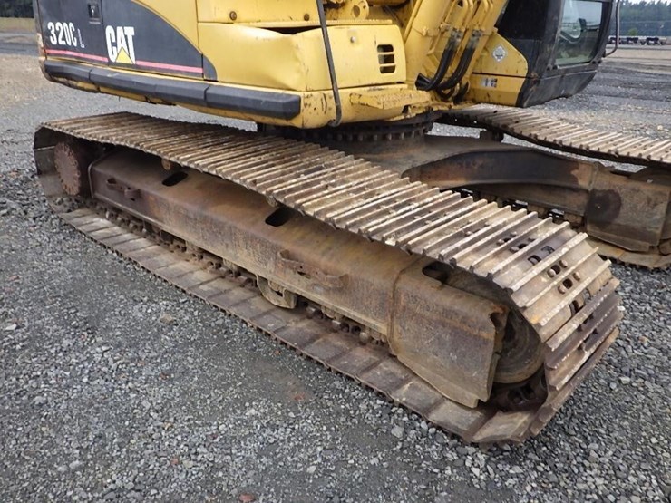 caterpillar-320c-image-42