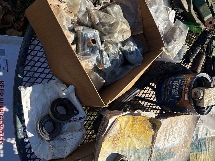 john-deere-7240-image-43