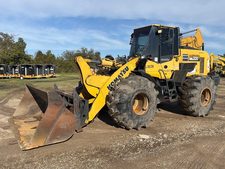 2020-komatsu-wa320-8-image-2