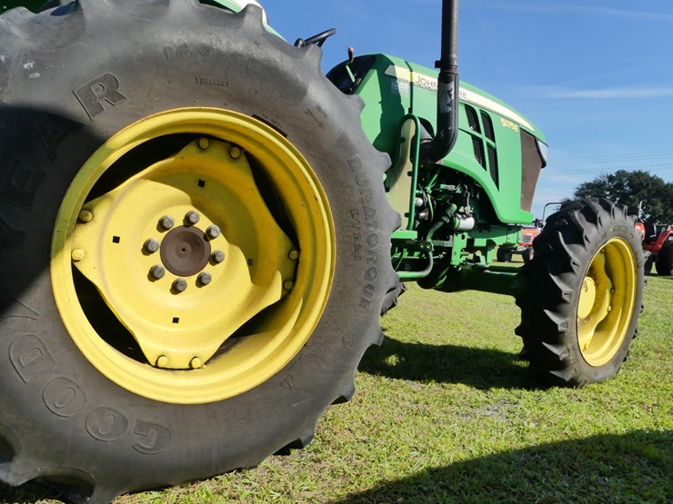 john-deere-5075e-image-8