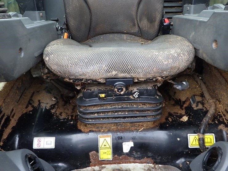 caterpillar-262d3-image-21