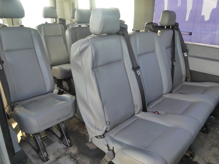 2017-ford-transit-image-6