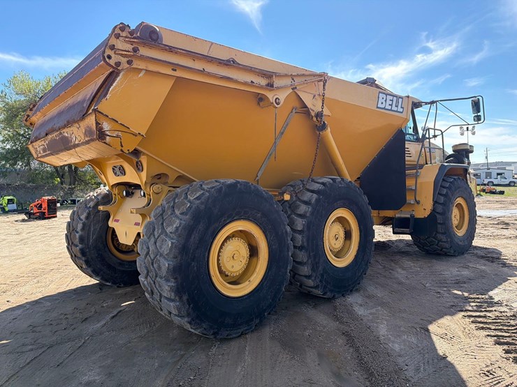 2016-bell-b50d-image-4