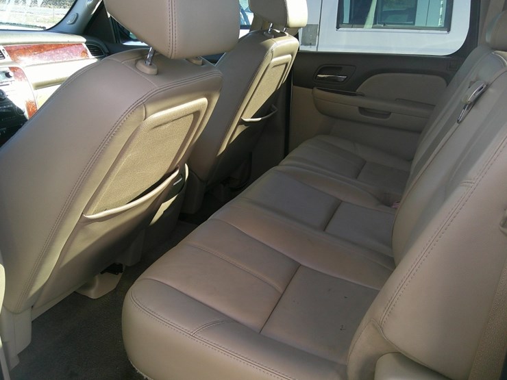 2008-chev-1/2t-4-door-pu-image-3