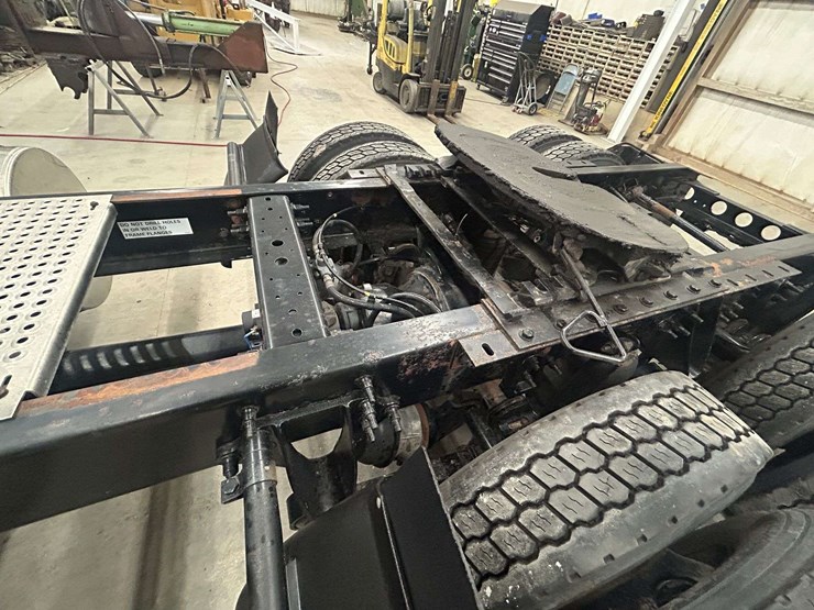 2016-international-prostar-image-23