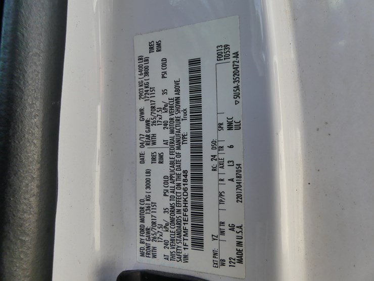 2017-ford-f150-xl-image-13