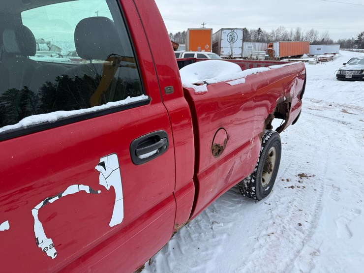 2003-chevrolet-2500-image-22