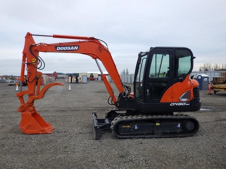 2022-doosan-sx60-9c-hydraulic-excavator-image-6