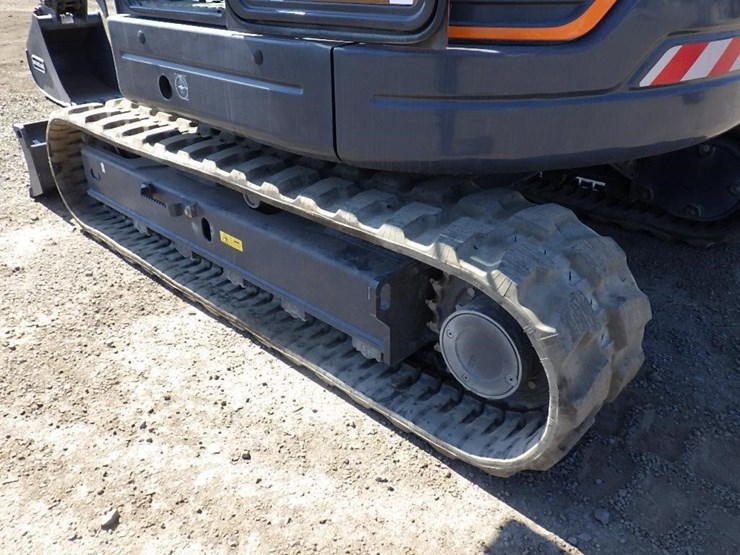 2023-develon-dx85r-3-hydraulic-excavator-image-35